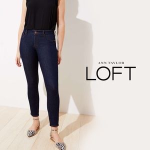 LOFT | "Curvy Skinny" Mid Rise Dark Stretch Jeans